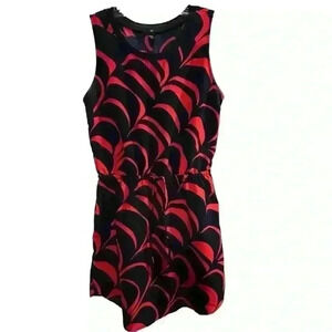 Gap Women's Sleeveless Tie Waist Dress Size M red and black Knee Length‎